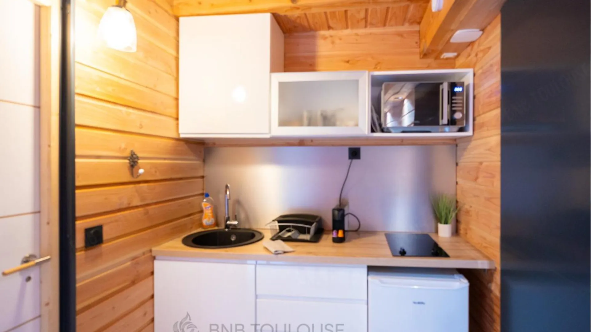 Bnb Toulouse - Le Chalet Des Coteaux - Cadre Magnifique - Wifi - Parking Castelginest