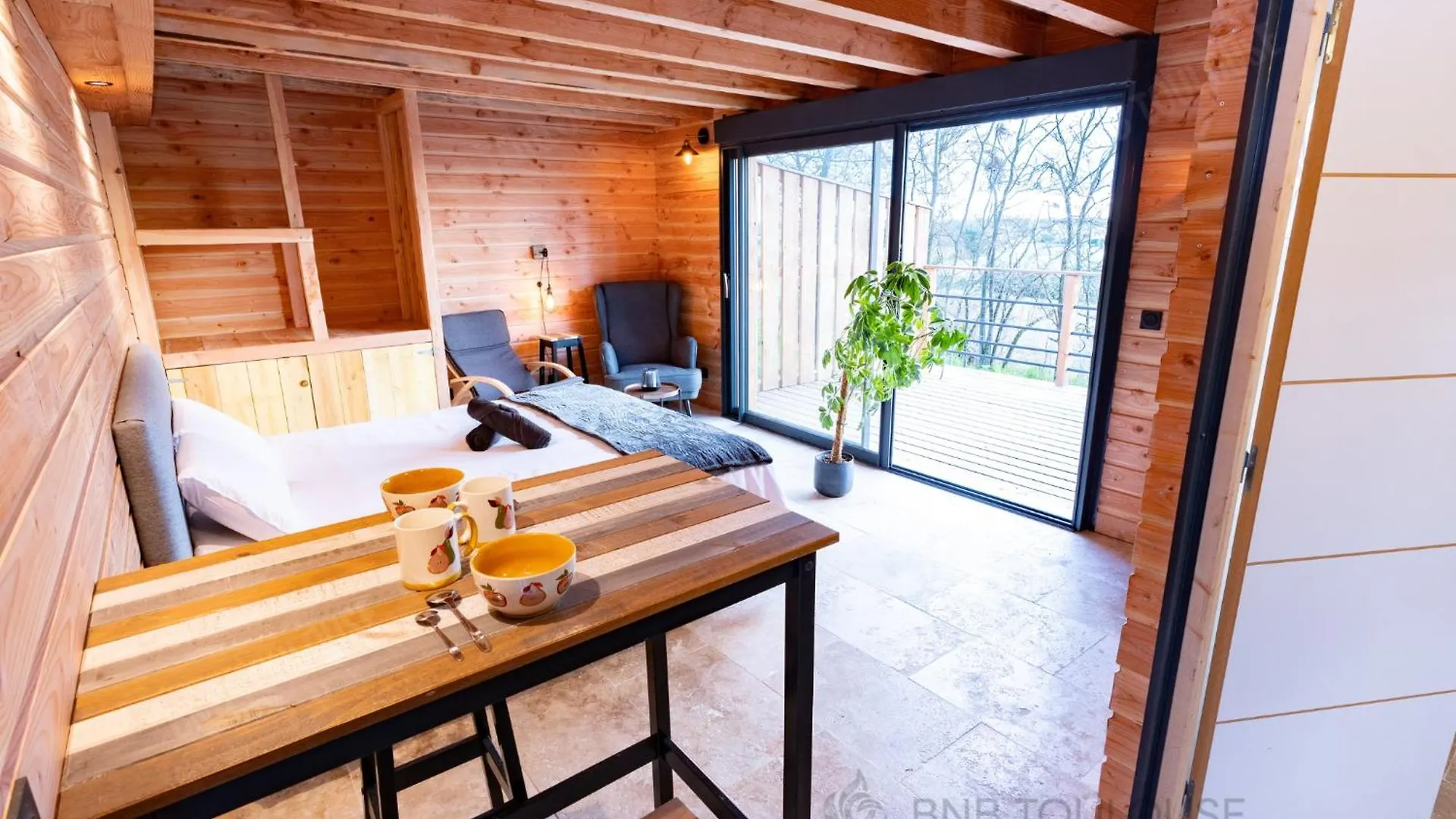 Bnb Toulouse - Le Chalet Des Coteaux - Cadre Magnifique - Wifi - Parking Castelginest 0*,  France
